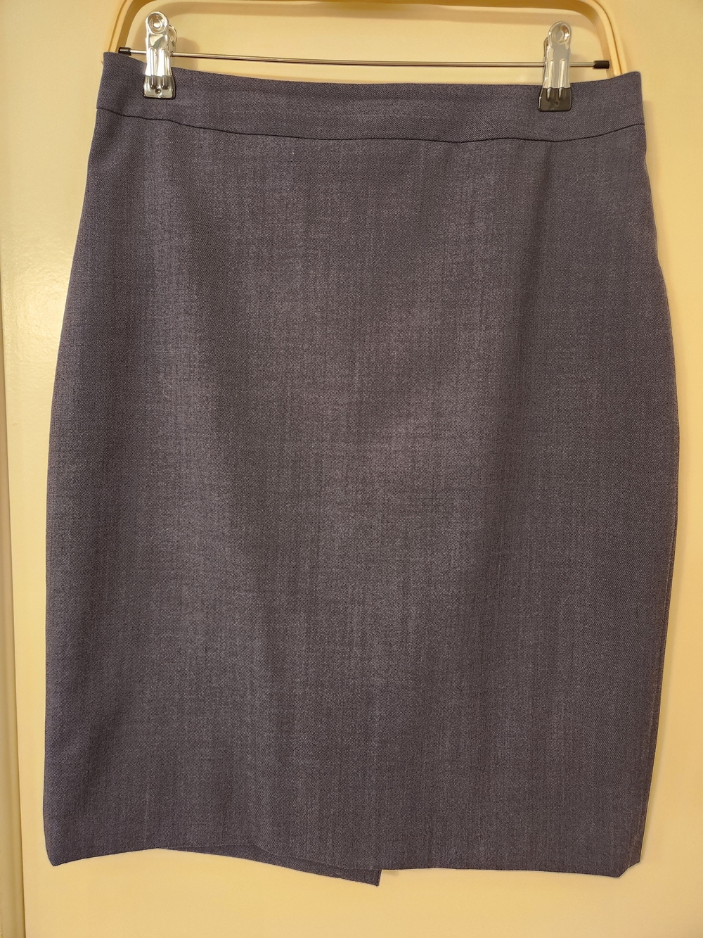 Banana Republic Wool Women's Suiting Pencil Skirt in Navy Blue